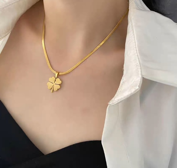 Collier AURORA REF:131COCN2306
