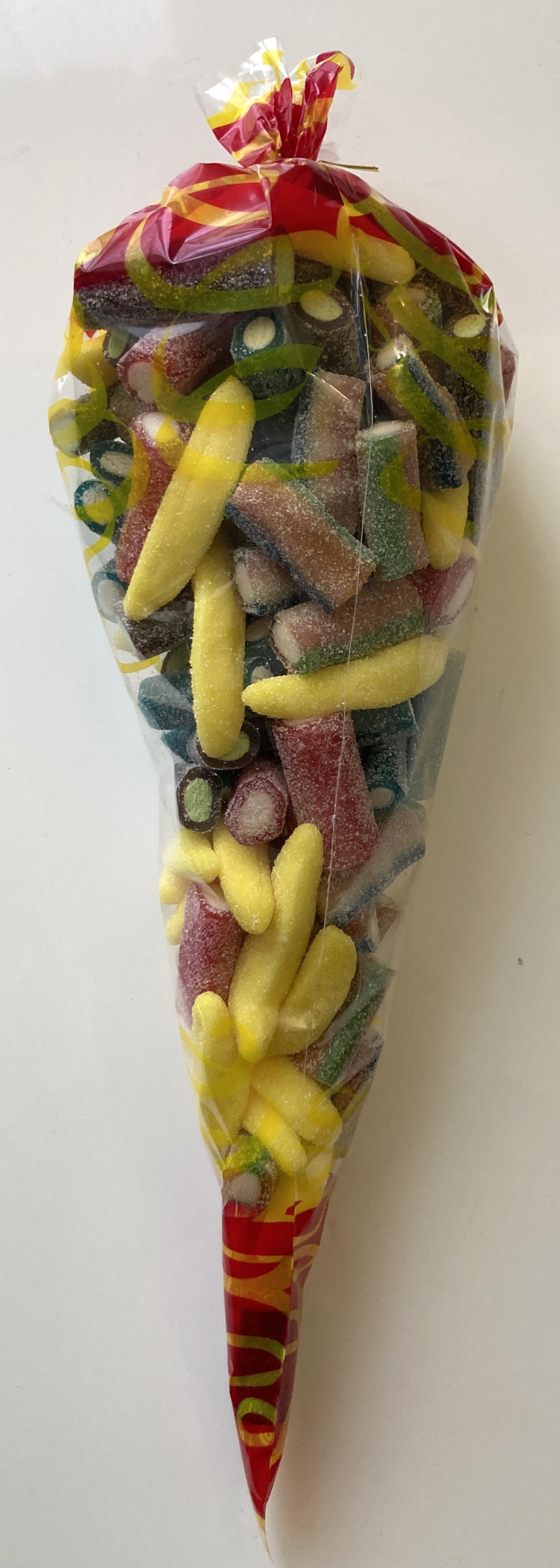 Réf B1 85 – Box 1 - Bonbon en forme de Mini câble et Banane Acide, Bonbon Halal sachet de 1 kg.